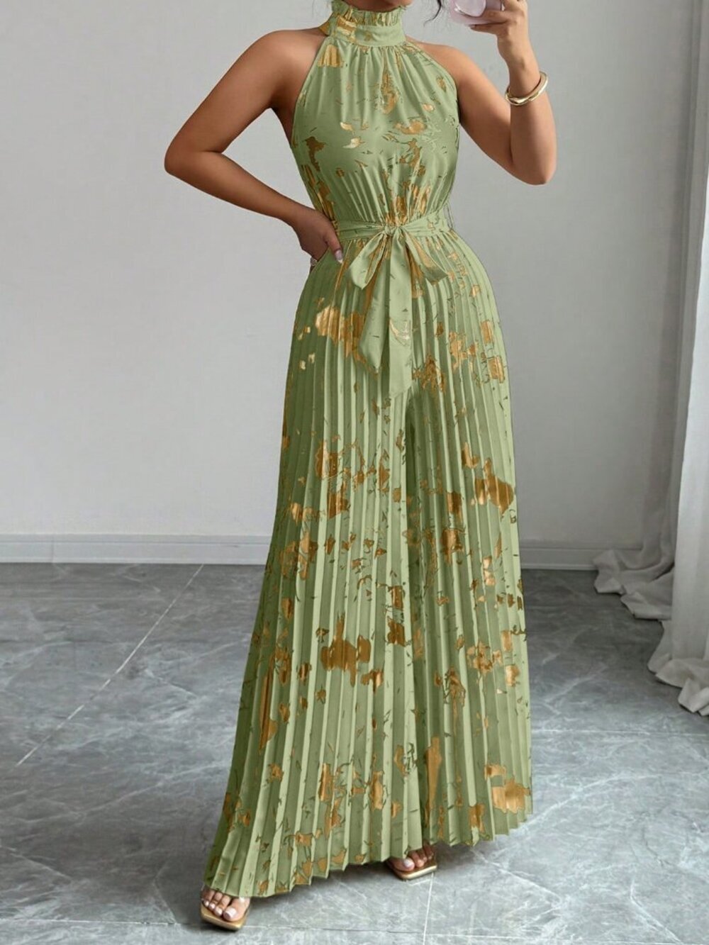 Green Elegant Women's Halter Neck Belted Pleated Wide Leg Jumpsuit